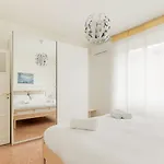 Guesthost - Citta Studi With Balcony